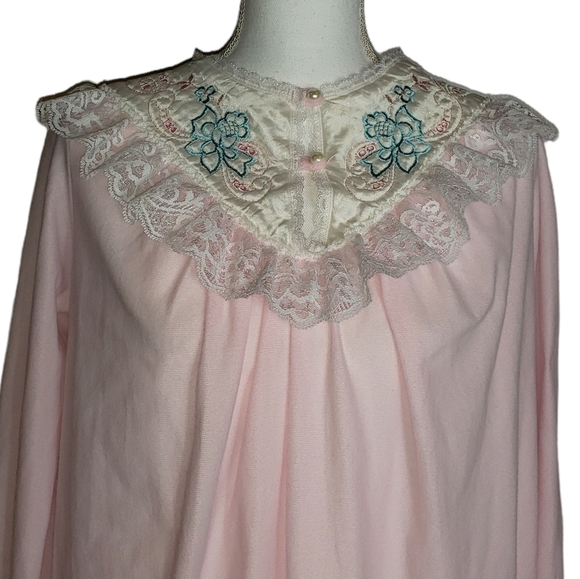 Vtg Pink Maxi Nightgown Size Small Puff Sleeve Lace Quilted Pearl Button Modest - Picture 5 of 13